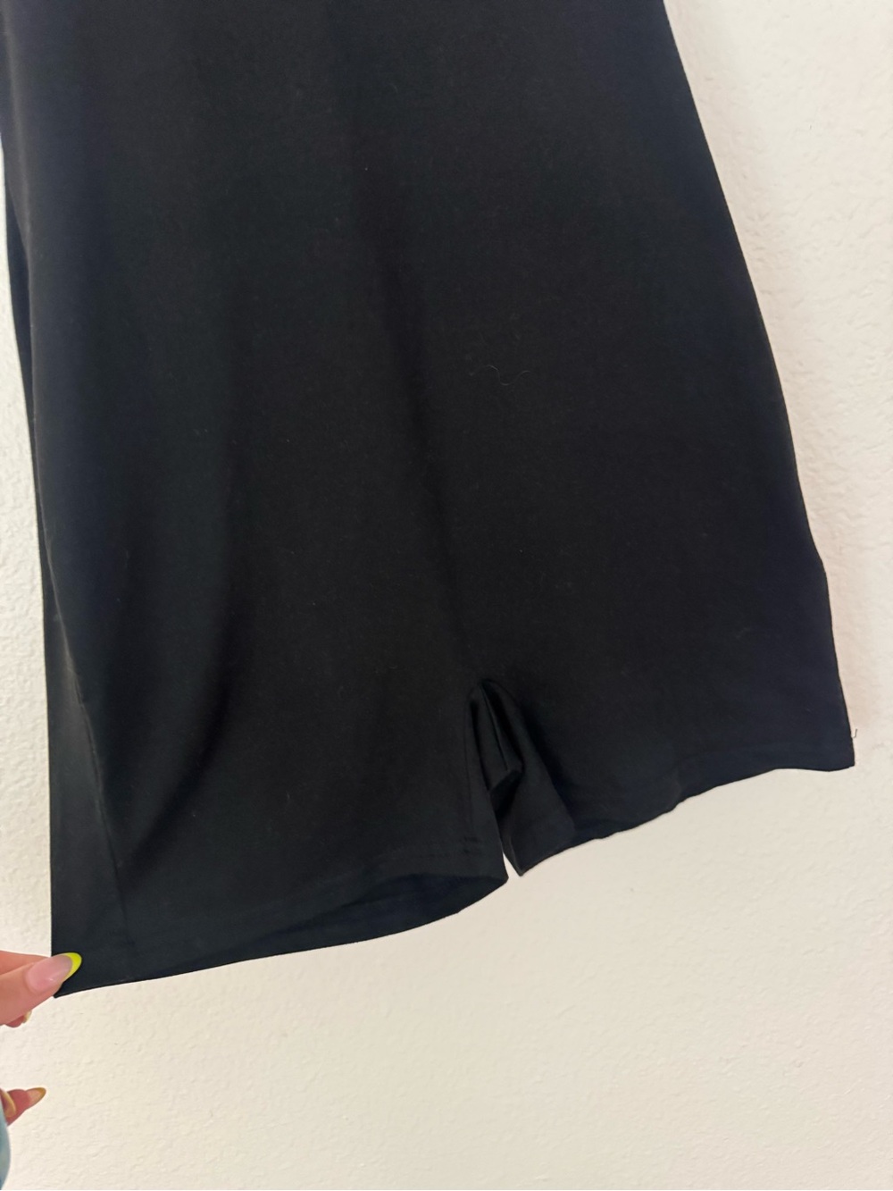 Sleeveless Black Mock Neck Romper - Picture 4 of 7